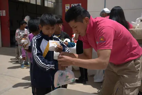 Textura suave del papel higiénico Blanquita fabricado en Bolivia